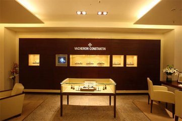 宝玑手表维修：纤巧精致品质回归